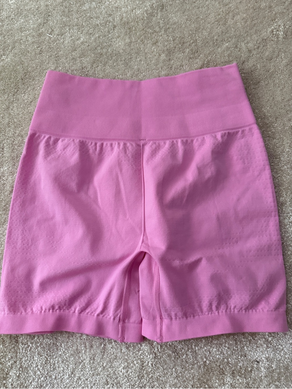 Gymshark Vital Seamless Short- Focus Pink - Picture 5 of 6